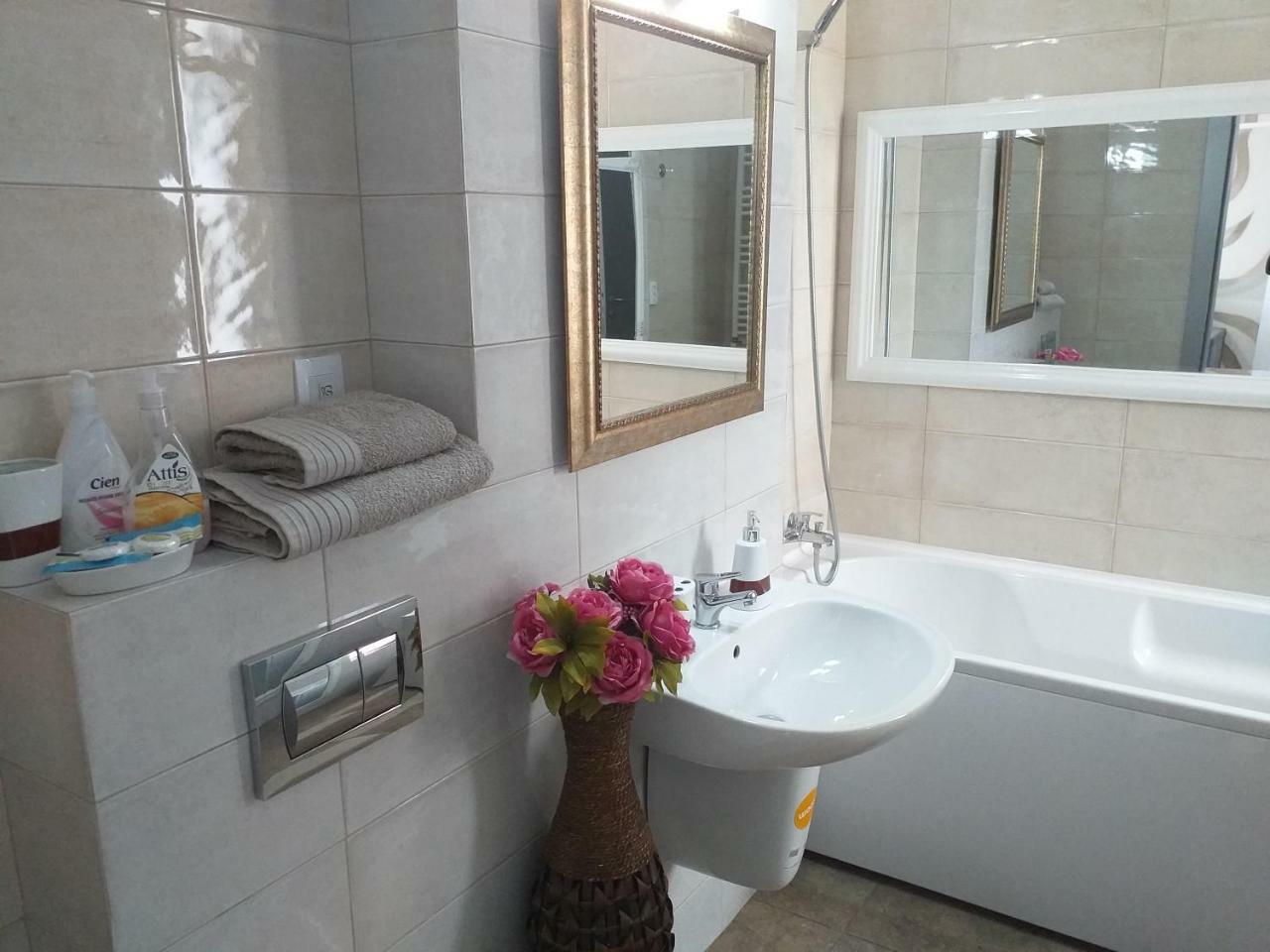 דירות באקאו Downtown "Rendez-Vous" Luxury מראה חיצוני תמונה